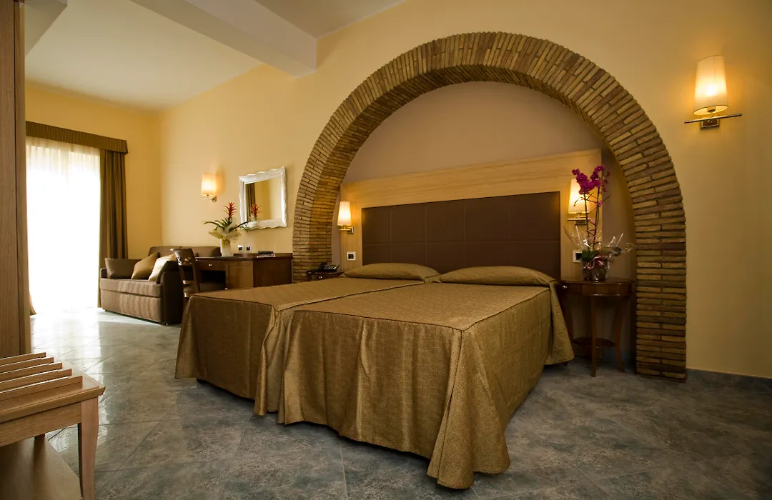 Hotel Villa Tirreno-1